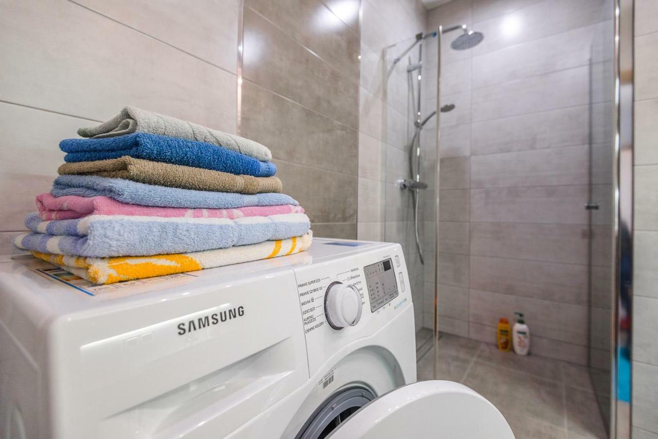 Apartament 48M W Centrum Grojca Grojec  Экстерьер фото
